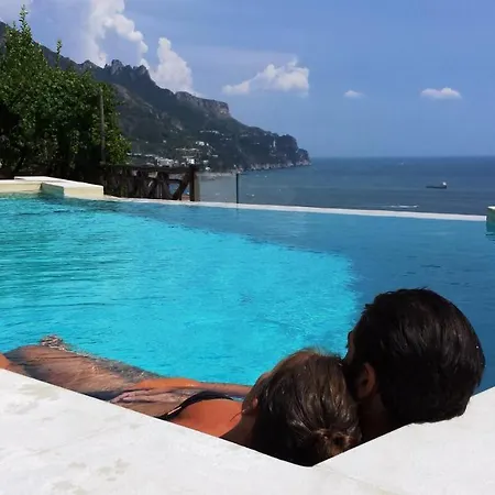 Pagliarulo Complex By Amalfivacation رافيلّو