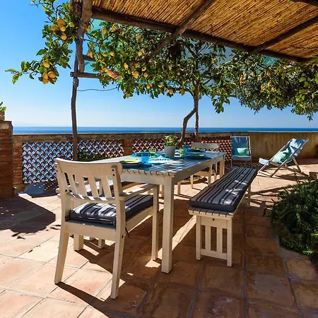 Pagliarulo Complex By Amalfivacation *